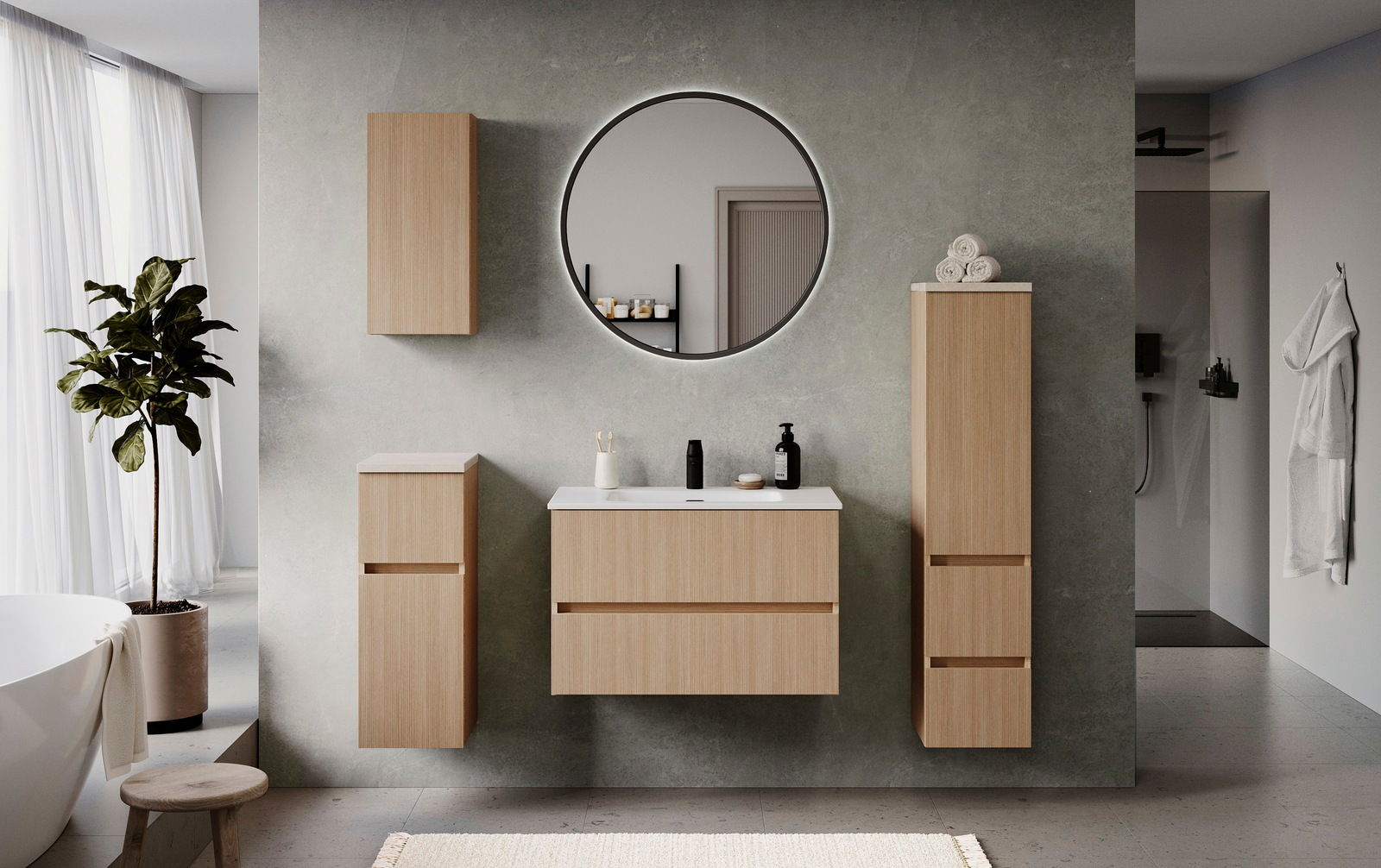 Moderner Hängeschrank aus Holz in einem stilvollen Badezimmer, frontal betrachtet.