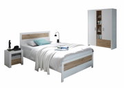 Moderne slaapkamerset voor jongeren met bed, nachtkastje en kledingkast in wit en houtlook, zijaanzicht