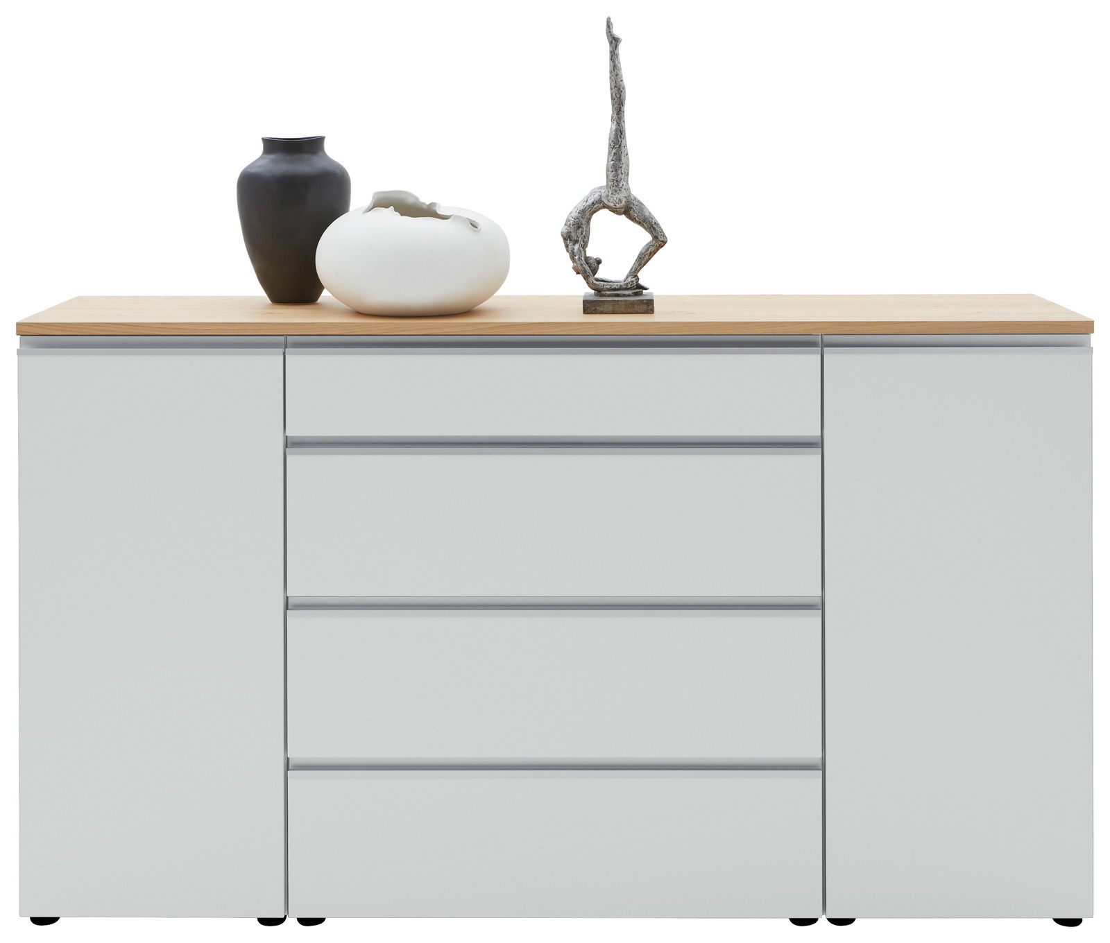 Frontale Ansicht eines modernen Sideboards mit weißer Oberfläche und Holzplatte, dekoriert mit zwei Vasen und einer Skulptur.