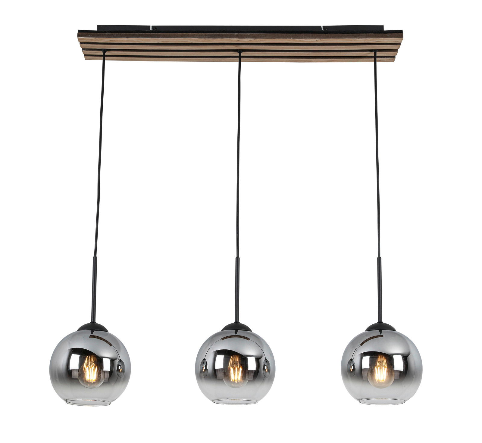Moderne Hängeleuchte mit drei kugelförmigen, verchromten Lampenschirmen, von unten betrachtet.
