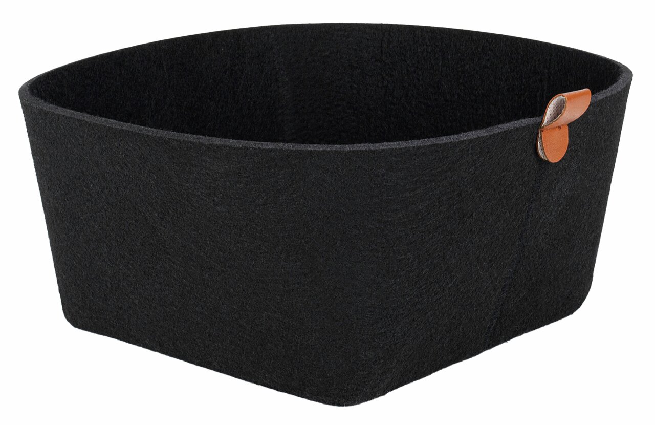 Schwarzer, eckiger Filzkorb mit braunem Griff, seitliche Perspektive