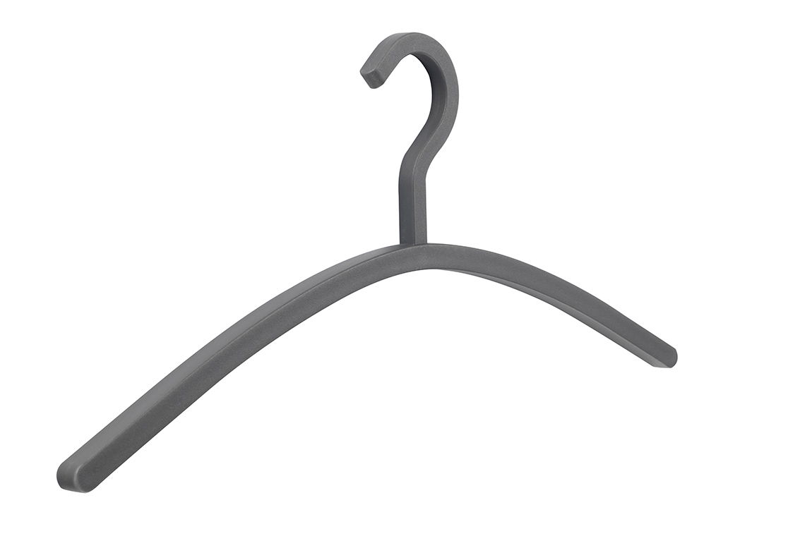 Schwarzer Kleiderbügel aus Kunststoff, seitliche Perspektive