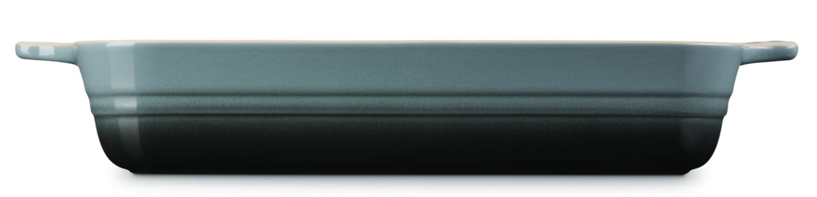 Seitliche Ansicht einer 25 cm Auflaufform in der Farbe Ocean mit zwei Griffen.
