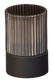 Zylindrisches Akku-Windlicht mit geriffeltem, glänzendem Oberteil und mattem Sockel, seitliche Perspektive