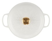 Top-Ansicht eines weißen Gourmet-Profipfanne mit Schneeflocken-Design und goldfarbenem Knauf.