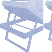 Detailansicht eines Lounge-Sofas mit grauem Polster und verstellbarem Metallrahmen von der Seite.