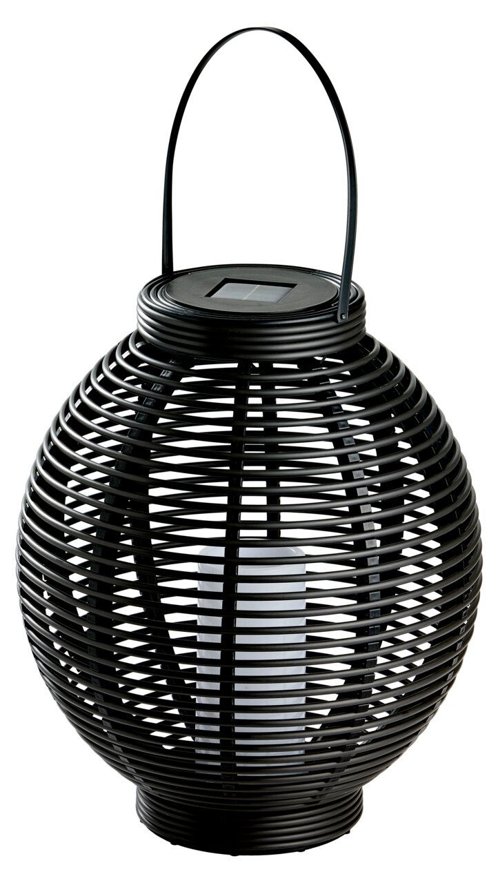 Schwarze Solar Laterne in Rattan-Optik mit Henkel, seitliche Perspektive