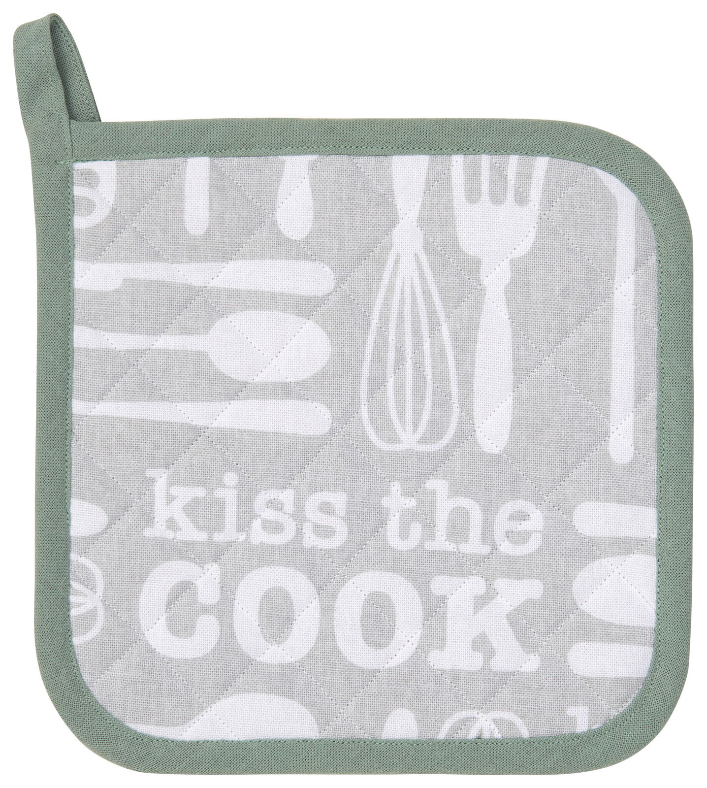 Topflappen mit der Aufschrift 'Kiss the Cook' und Küchengeräten, aus der Vorderansicht fotografiert.