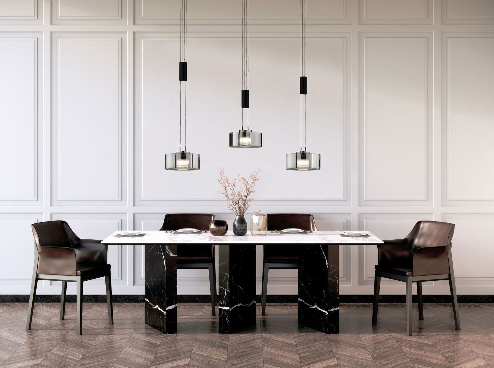 Moderne Pendelleuchte LavinFischer & Honsel über einem eleganten Esstisch, frontal betrachtet.