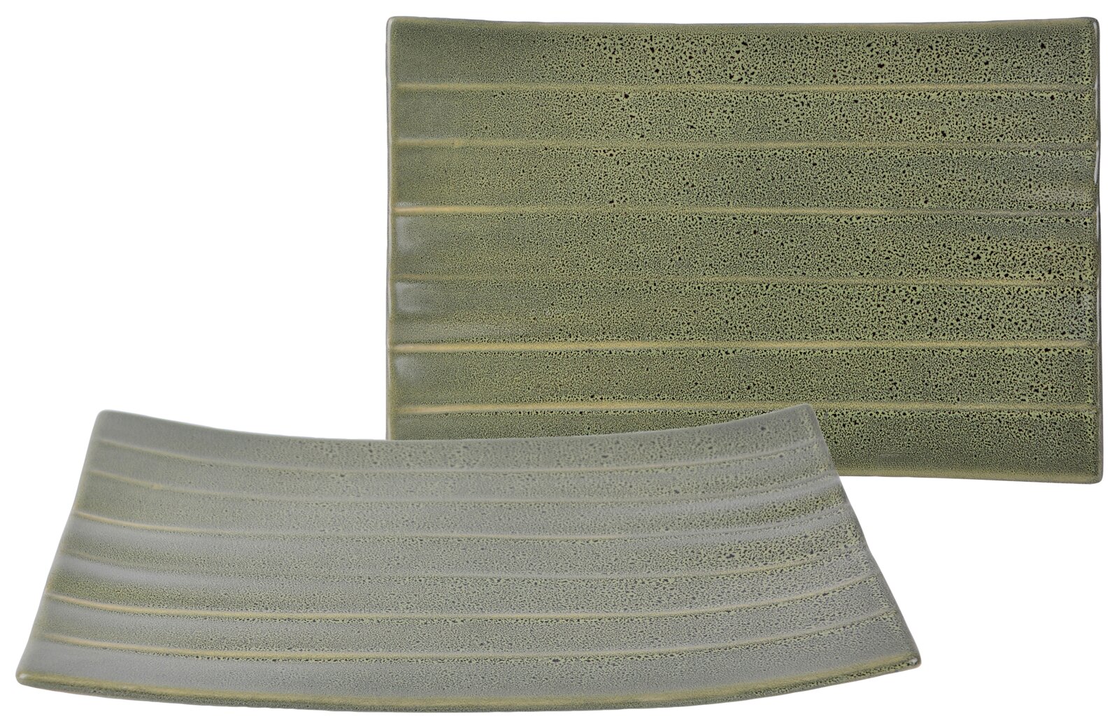 Creatable Banana Leaf Platte 2-tlg STREET FOOD Zwei rechteckige Keramik-Servierplatten in Grün mit gesprenkelter Glasur und feinen Rillen, gezeigt in Vorderansicht mit leicht schräger Perspektive auf weißem Hintergrund