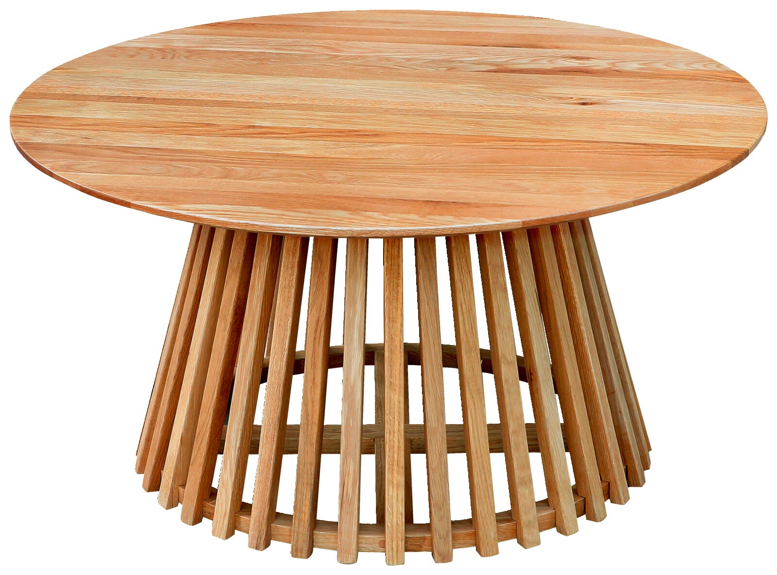 Cantus Couchtisch NARVIK Runder Couchtisch aus hellem Holz mit Lamellen-Gestell und sichtbarer Maserung, freigestellt in leicht schräger Vorderansicht