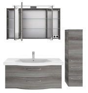 Badezimmermöbel-Set in grauer Holzoptik, bestehend aus einem Waschtisch mit Waschbecken, einem Spiegelschrank mit offenen Türen und einem hohen Schrank, frontal abgebildet.