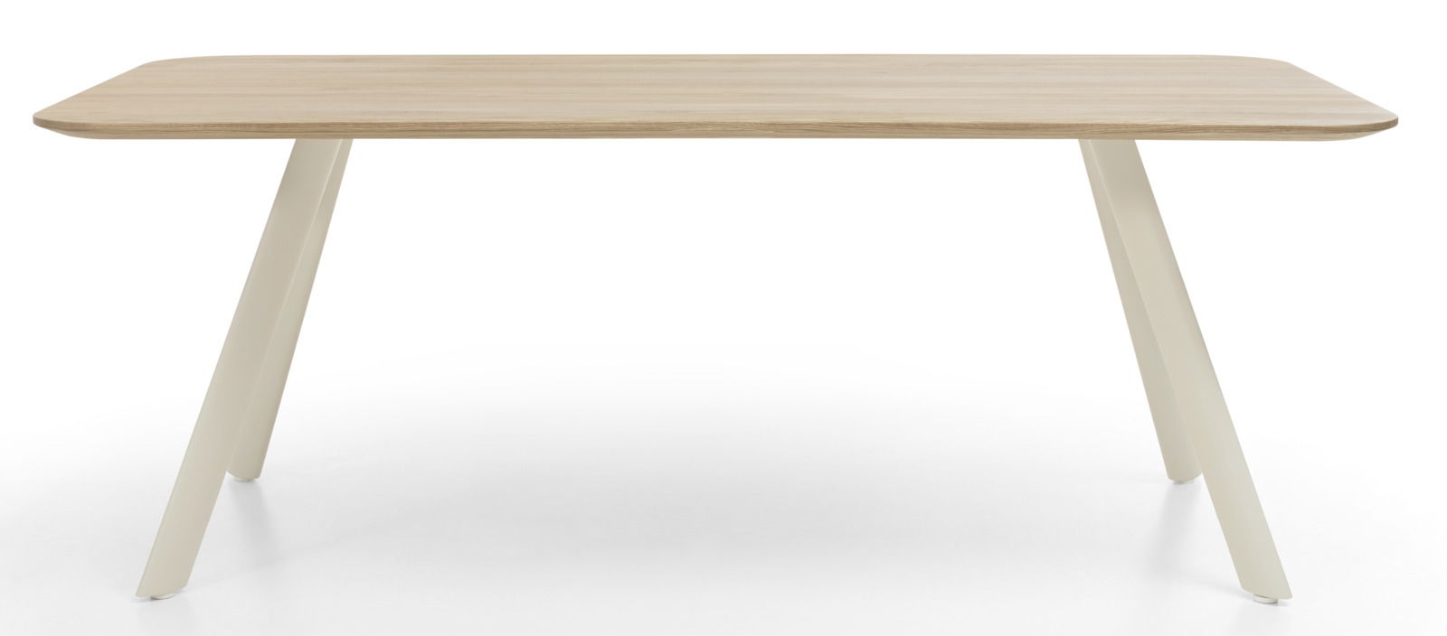 Moderner Esstisch aus Holz mit schrägen weißen Beinen, frontal fotografiert.