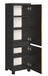 Schwarzer Midischrank mit offenen Türen, vier Einlegeböden und seitlicher Perspektive