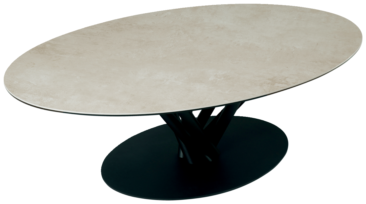 Ovaler Couchtisch mit heller Tischplatte und schwarzem, skulpturalem Untergestell, seitliche Perspektive