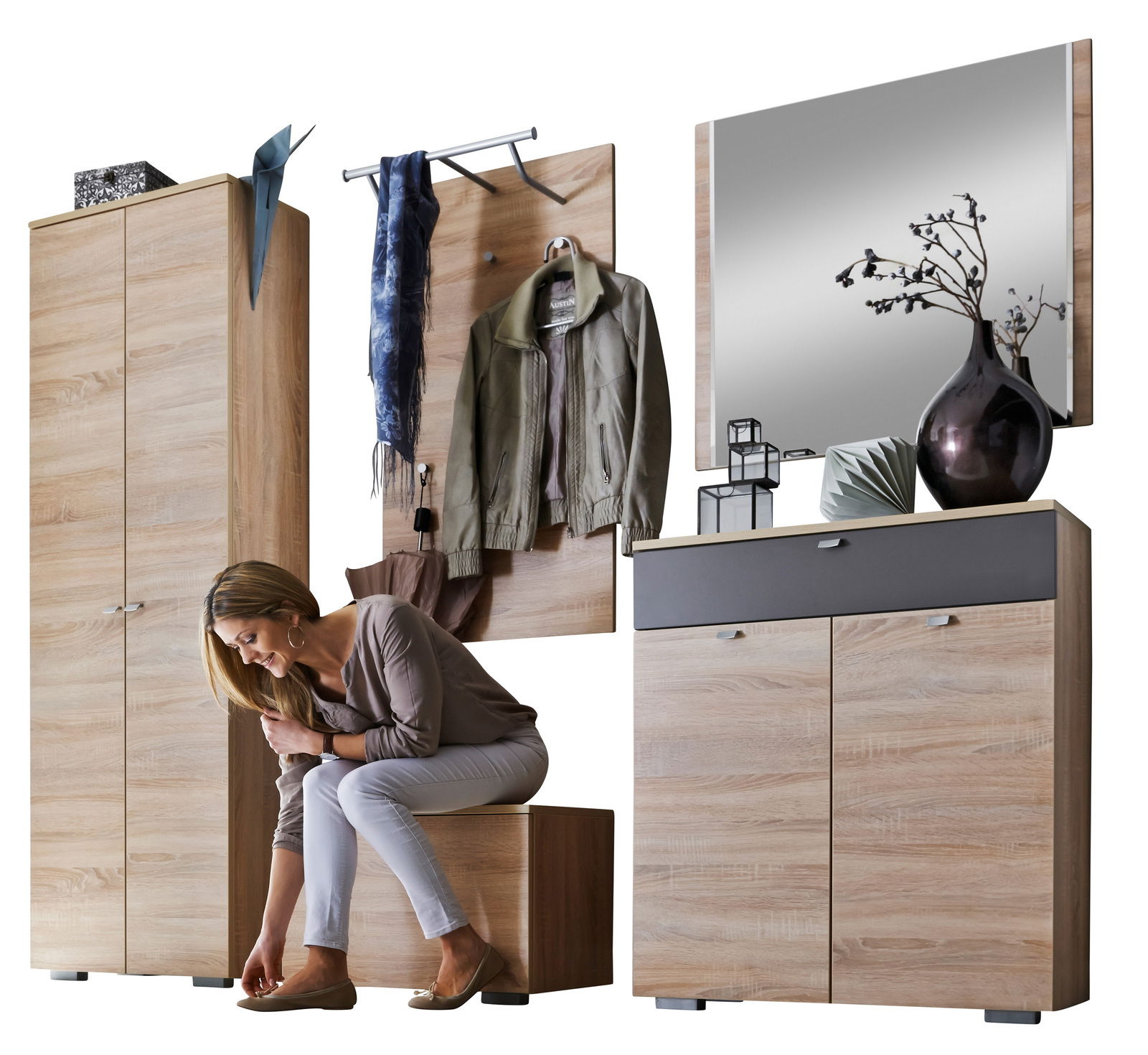 Garderoben-Set in Holzoptik mit Schrank, Spiegel, Hakenleiste und Sitzbank, seitliche Perspektive