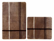 Zweiteiliges Badematten-Set Oxford in Braun mit weißen und schwarzen Streifen, Draufsicht.