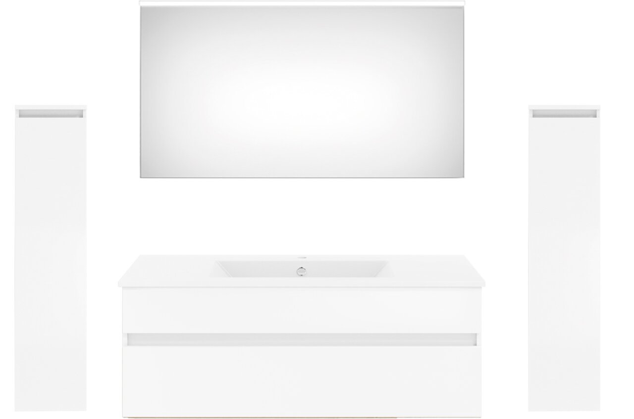 Moderne Badkombination in Weiß mit großem Spiegel, Waschbeckenunterschrank und zwei hohen Schränken, Frontalansicht.