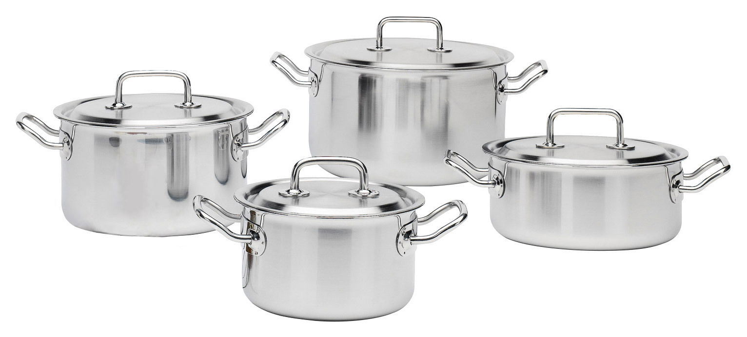 Vier-teiliges Topfset Brigade Premium aus Edelstahl, seitliche Perspektive