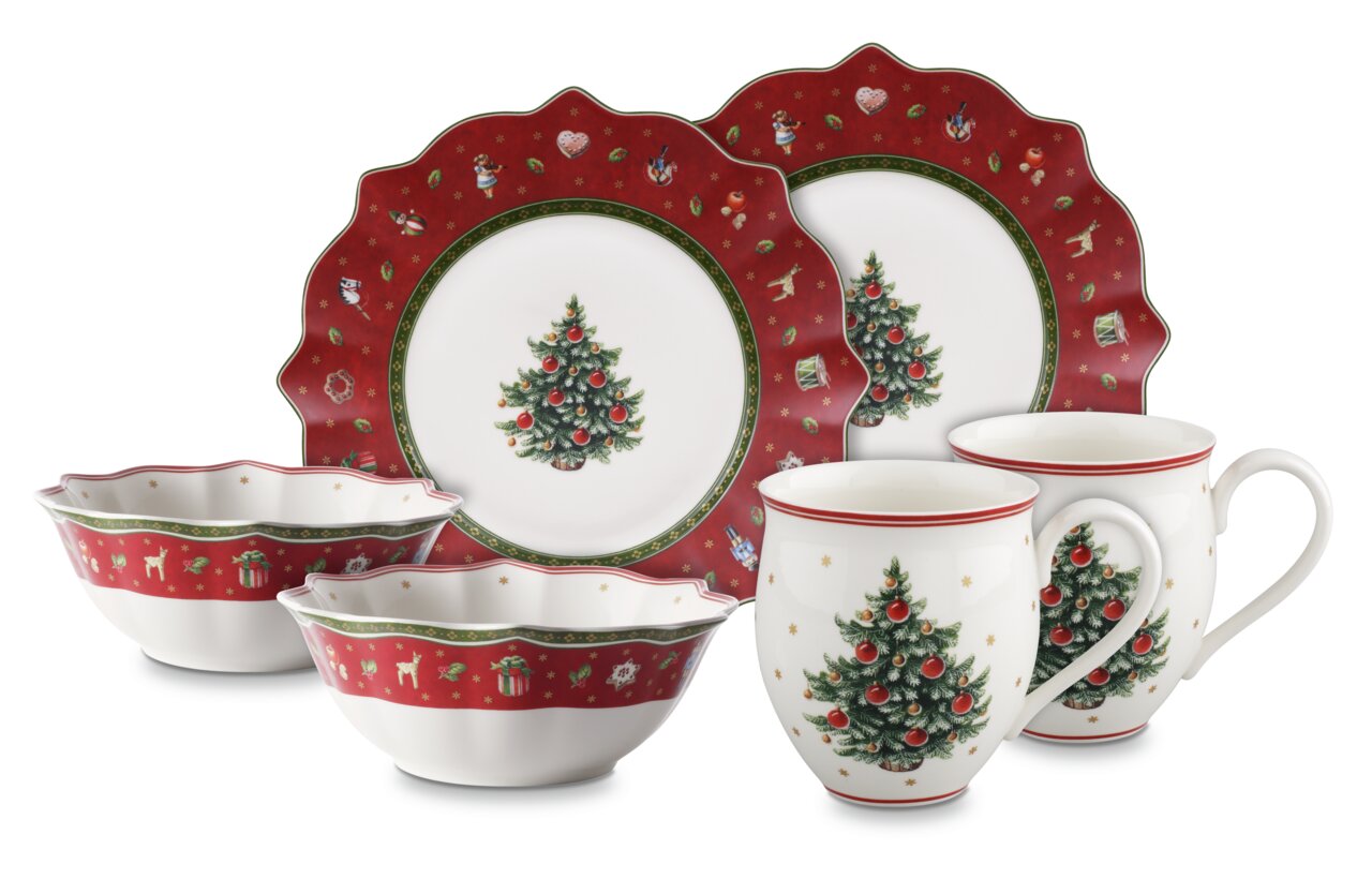 Frontalansicht eines sechsteiligen Frühstückssets in Rot mit weihnachtlichem Design, bestehend aus zwei Tellern, zwei Schalen und zwei Tassen, verziert mit Weihnachtsbaum-Motiven.
