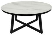 Runder Couchtisch mit weißer Marmoroptik-Tischplatte und schwarzem Metallgestell, seitliche Perspektive