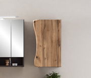 Hängeschrank aus Holz mit natürlicher Maserung, seitliche Perspektive