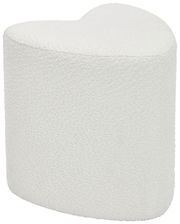 Herzförmiger, weißer Hocker aus weichem Material, seitliche Perspektive