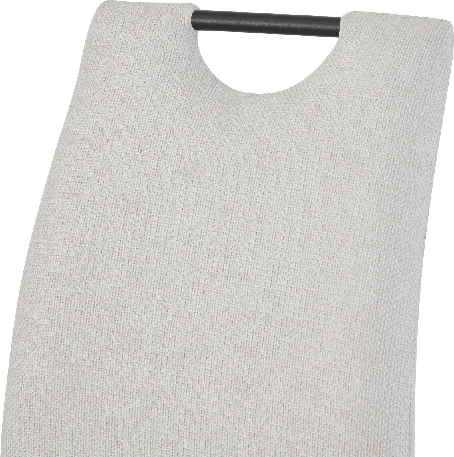 Beiger Stoffbeutel mit schwarzem Griff, frontal aus leicht schräger Perspektive vor weißem Hintergrund