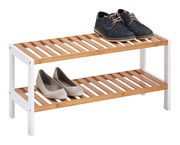 Schuhregal mit zwei Ablagen aus Holz und Metall, seitliche Perspektive, mit Schuhen darauf