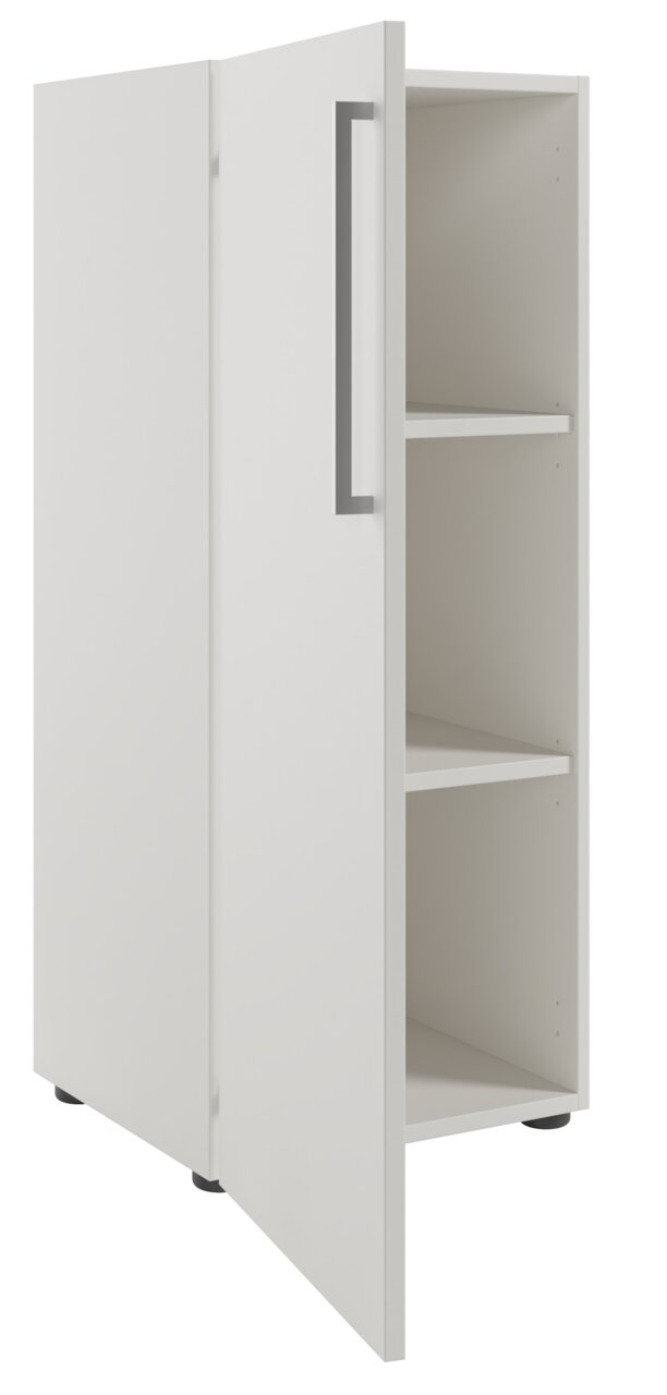 Weißer Aktenschrank mit Linksanschlag, geöffnete Tür, zwei Einlegeböden, seitliche Perspektive