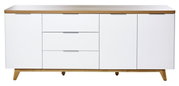 Weißes Sideboard mit drei Schubladen und zwei Türen, Holzoberfläche und -füße, frontale Ansicht
