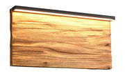 Wandleuchte aus Holz mit moderner LED-Beleuchtung, seitliche Perspektive
