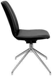 Moderne zwarte stoel met metalen frame, zijaanzicht