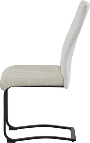 Beiger Polsterstuhl mit hoher Rückenlehne und schwarzem Freischwinger-Metallgestell, Seitenansicht von links auf weißem Hintergrund