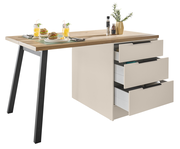 Moderner Esstisch mit Holzplatte, schwarzem Metallgestell und integriertem Schubladenblock in Beige, drei Schubladen geöffnet; Perspektive: schräg von vorne rechts (3/4-Ansicht).