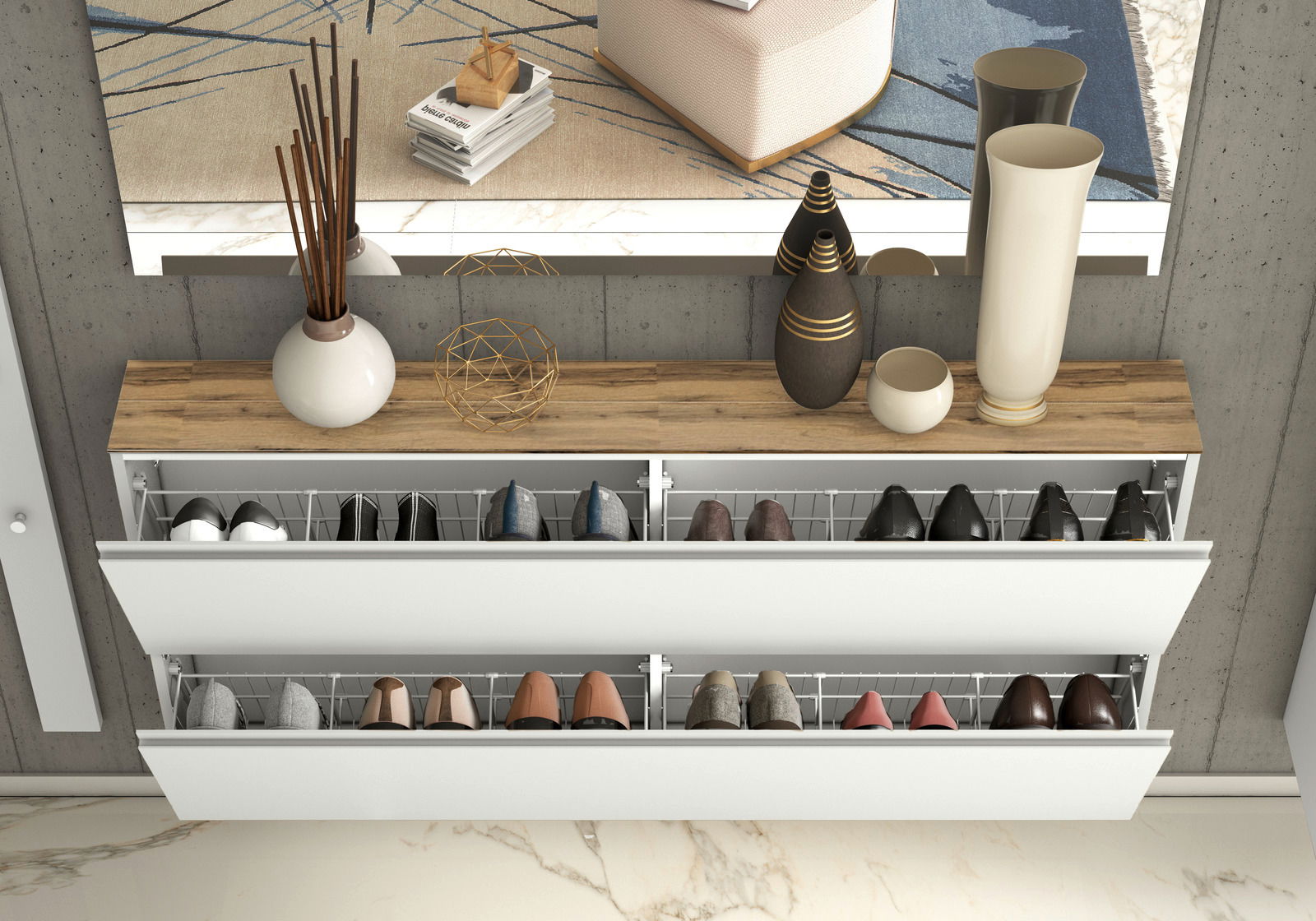 Moderner Hängeschuhschrank mit zwei Klappen, gefüllt mit Schuhen, dekoriert mit Vasen und Dekorationsobjekten auf der Holzoberfläche, aus der Vogelperspektive betrachtet.