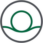 Grünes, stilisiertes Symbol eines Kreises mit geschwungenen Linien darunter, von vorne betrachtet.