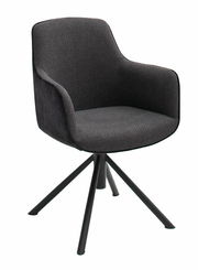 Moderner Sessel mit dunklem Stoffbezug und schwarzem Metallgestell, seitliche Perspektive