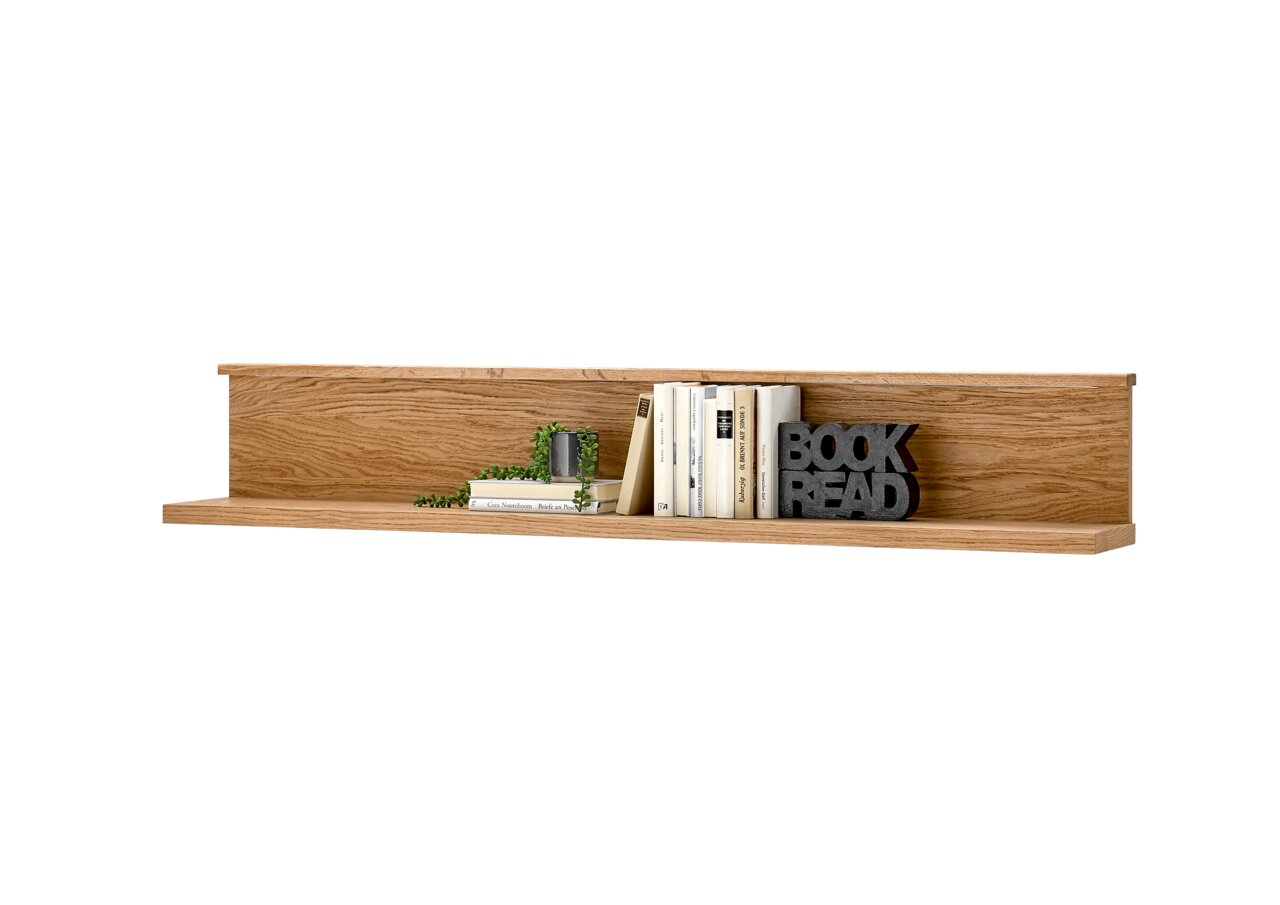 Houten wandplank met boeken en decoratie, zijaanzicht