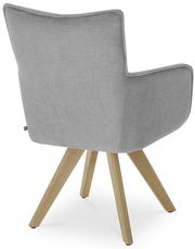 Rückansicht eines grauen Armlehnstuhls mit Holzbeinen