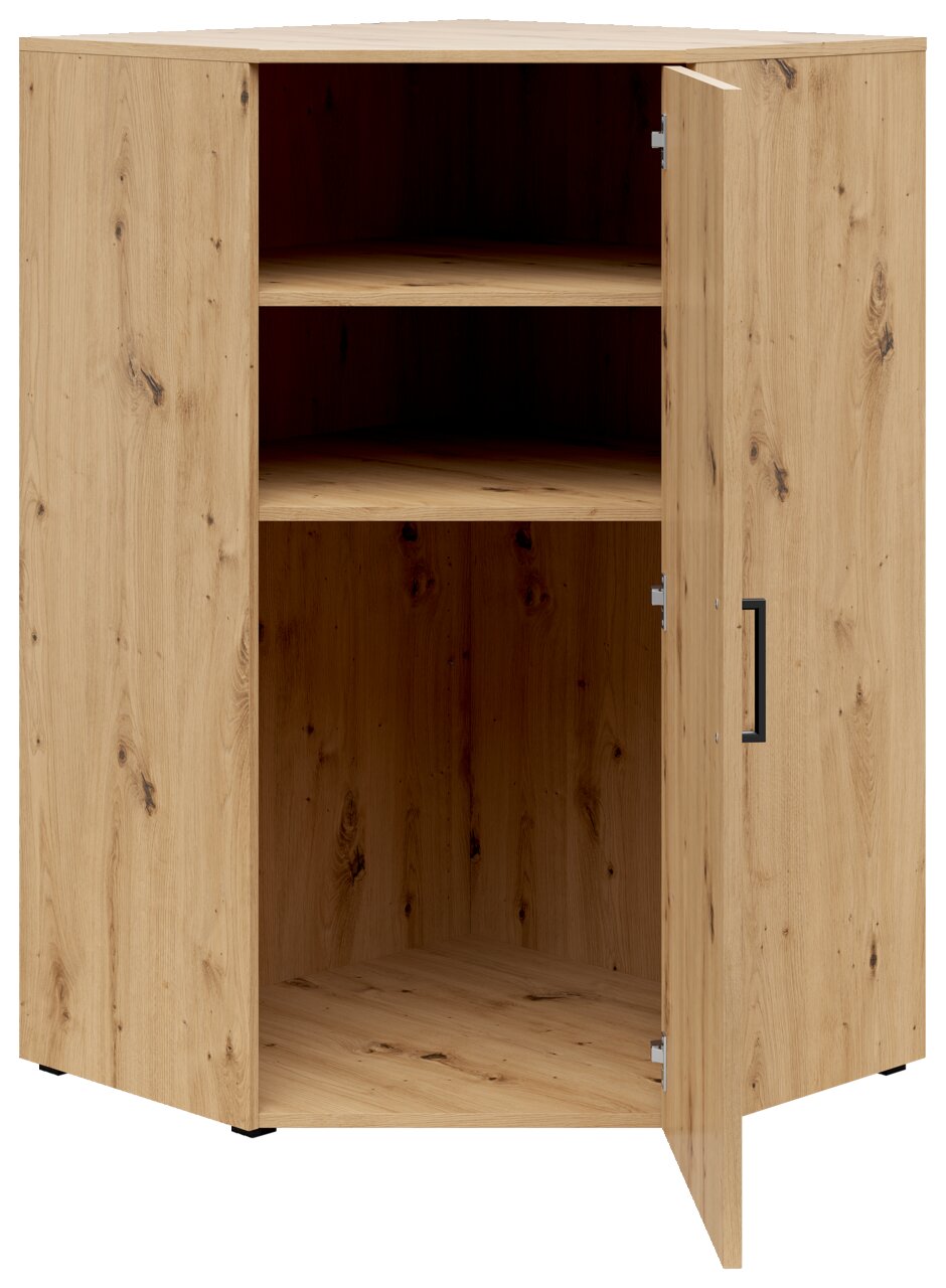 Eckkommode aus Holz mit geöffneter Tür, zwei Regalböden und natürlicher Holzmaserung, Perspektive von vorne.