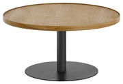 Runder Couchtisch mit Holzplatte und schwarzem Metallfuß, seitliche Perspektive