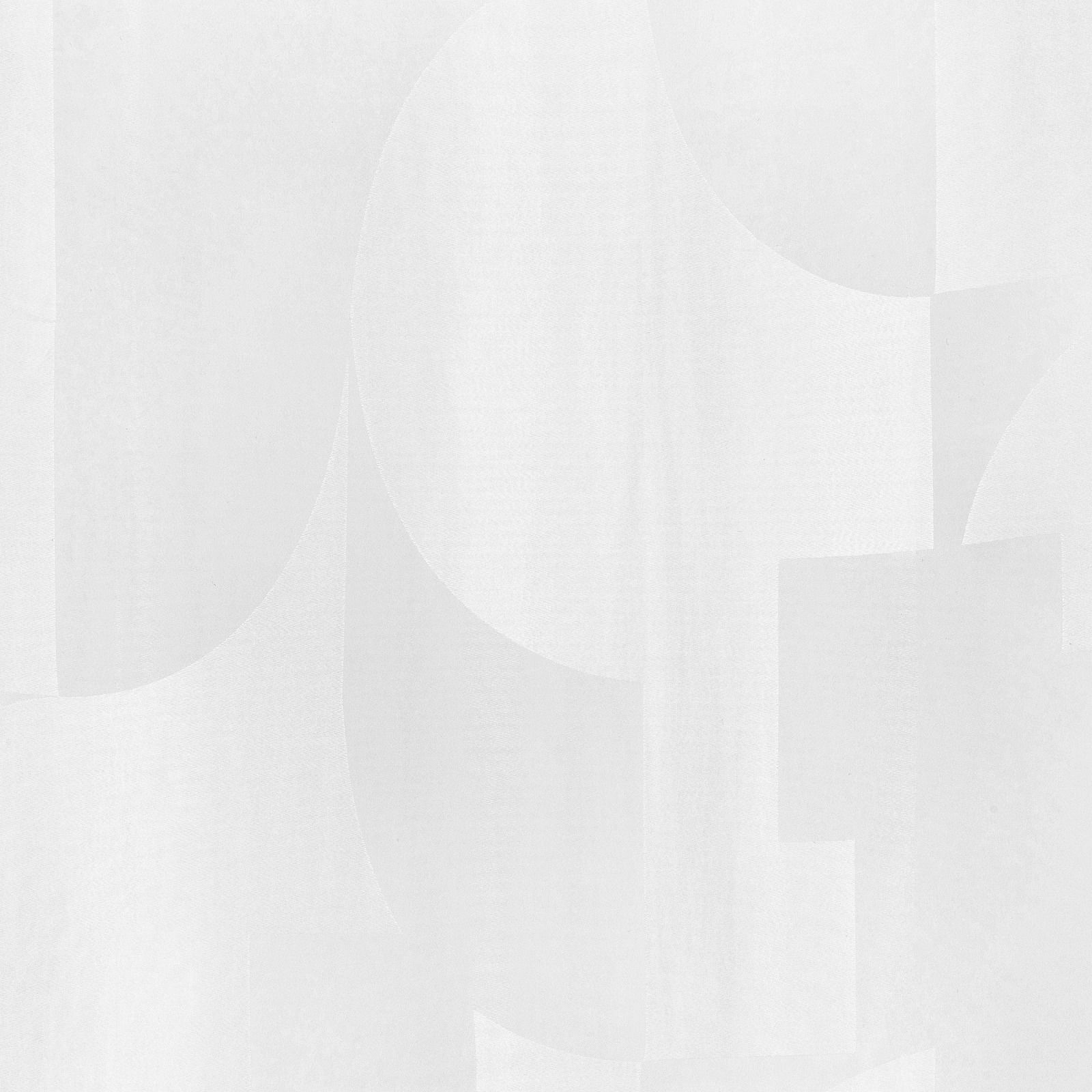 Nahaufnahme eines weißen Ösenschals mit geometrischem Muster