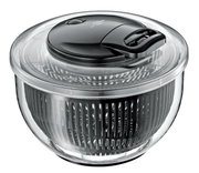 Salatschleuder TURBO aus seitlicher Perspektive mit transparentem Behälter und schwarzem Deckel.