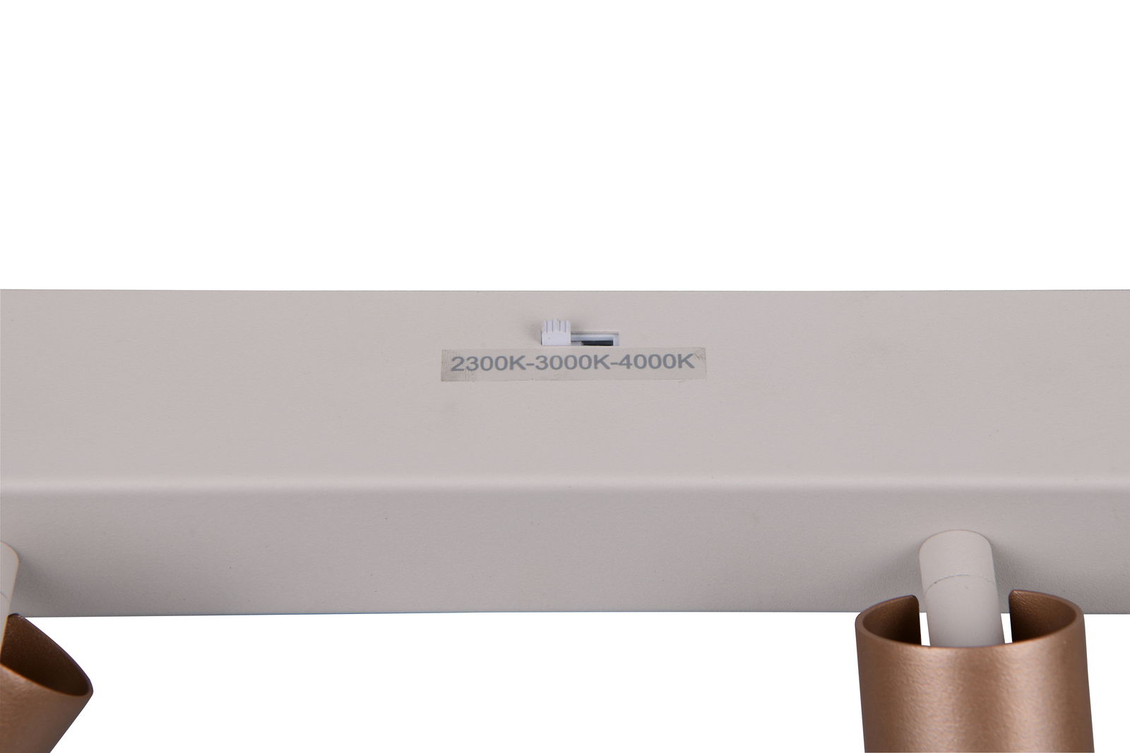 Nahaufnahme eines Strahlers mit einstellbarer Farbtemperatur von 2300K, 3000K bis 4000K, Perspektive von vorne.