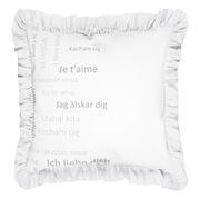 Dekoratives Kissen mit Rüschenrand und Aufdruck von 'Ich liebe dich' in verschiedenen Sprachen, Vorderansicht