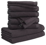 Stapel von dunkelgrauen Handtüchern, seitliche Perspektive