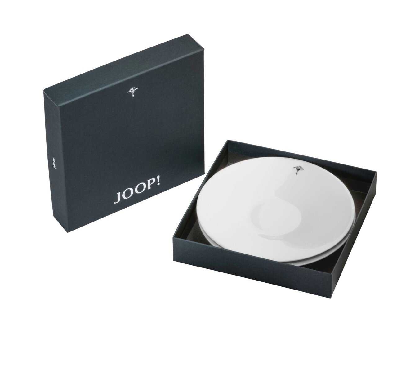 JOOP! Untertasse 2er-Set DINING GLAMOUR Untertasse Set 2 in Dunkelgrau, präsentiert in einer eleganten schwarzen Box mit Markenlogo, aus der Vogelperspektive.