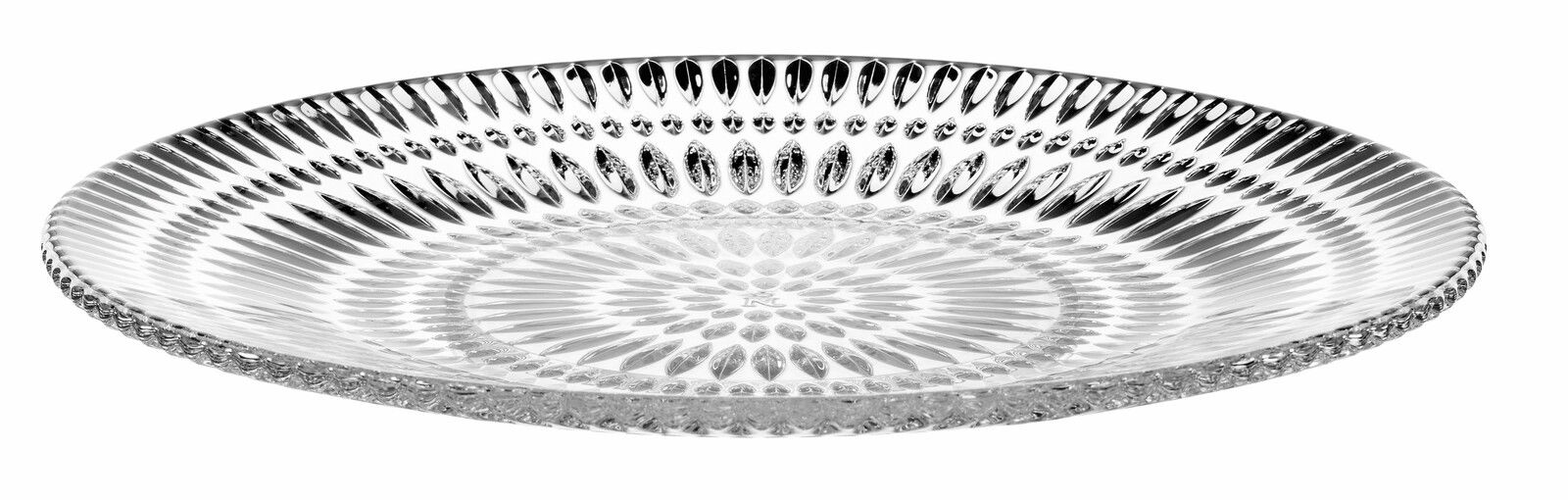 Kristallglas-Teller mit elegantem, strukturiertem Design, seitliche Perspektive