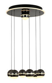 Moderne LED-Pendelleuchte mit fünf kugelförmigen Lampenschirmen, hängend von einer runden Deckenplatte, seitliche Perspektive